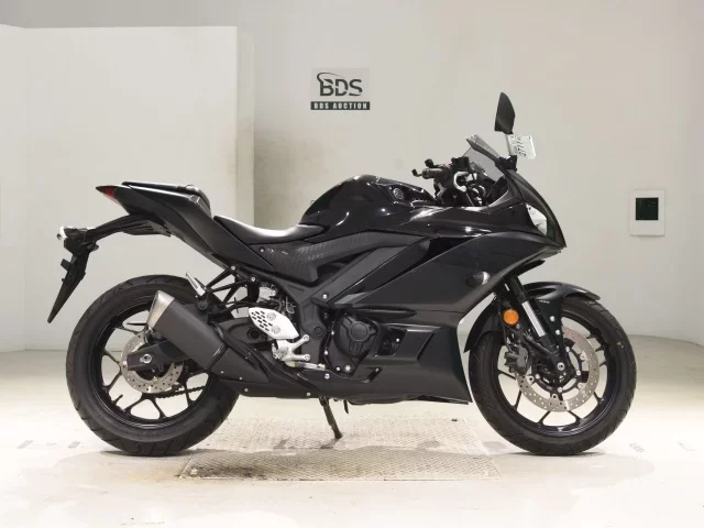 Yamaha YZF-R25A лот № 2711 оценка 5  с аукциона в Японии
