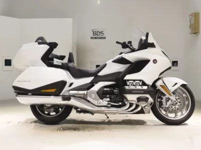 Honda GL1800 TOUR D  с аукциона в Японии