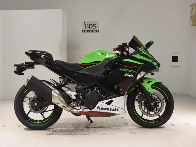 Kawasaki NINJA400-2 лот № 0177 оценка 5  с аукциона в Японии