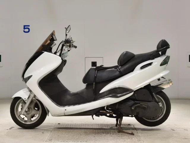 Yamaha MAJESTY 125