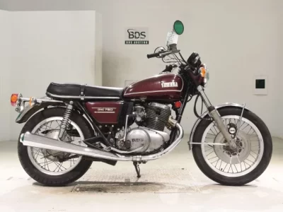 Yamaha TX750