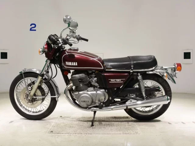 Yamaha TX750