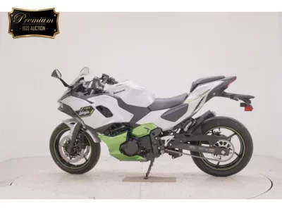 Kawasaki NINJA7 HYBRID  с аукциона в Японии