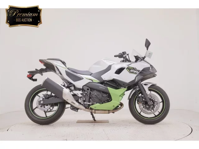 Kawasaki NINJA7 HYBRID лот № 2529 оценка 8  с аукциона в Японии