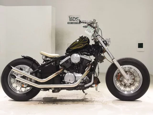 Kawasaki VULCAN400 CLASSIC лот № 5123 оценка 4  с аукциона в Японии