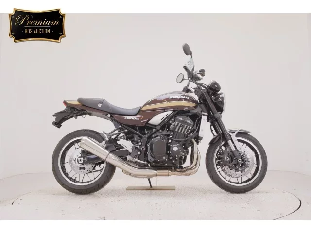 Kawasaki Z900RS лот № 2505 оценка 8  с аукциона в Японии