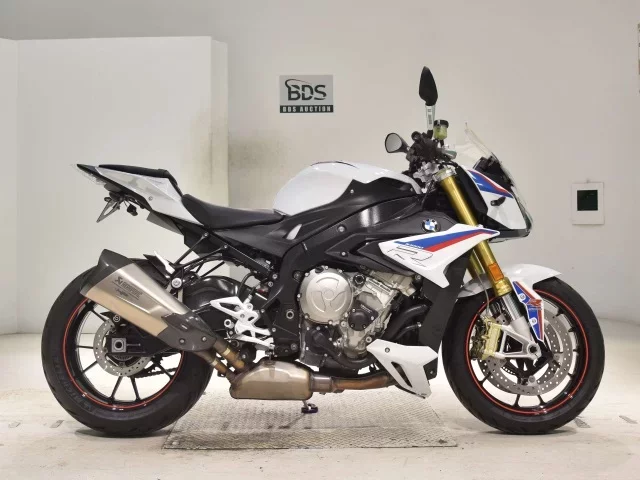 BMW  S1000R лот № 0190 оценка 5  с аукциона в Японии