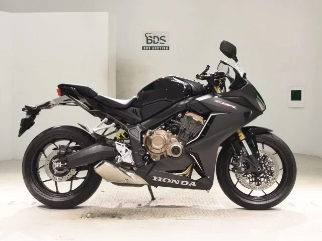 Honda CBR650R лот № 5121 оценка 5  с аукциона в Японии