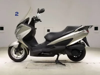 Suzuki BURGMAN200  с аукциона в Японии