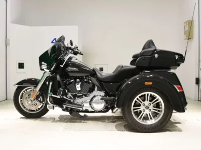 Harley-Davidson HARLEY FLHTCUTG1870 лот № 2672 оценка 5  с аукциона в Японии 2