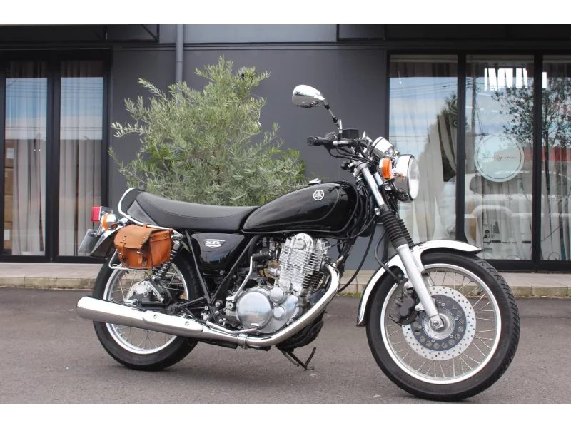Yamaha SR400-1