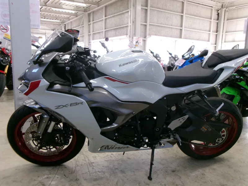 Kawasaki NINJA ZX-6R