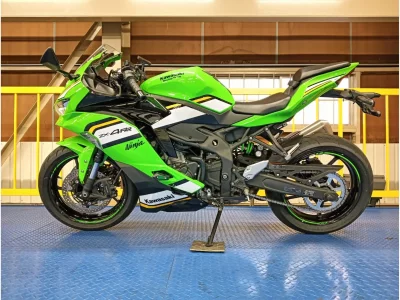 Kawasaki NINJA ZX-4RR