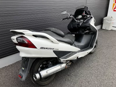 Suzuki SKYWAVE 250S-1