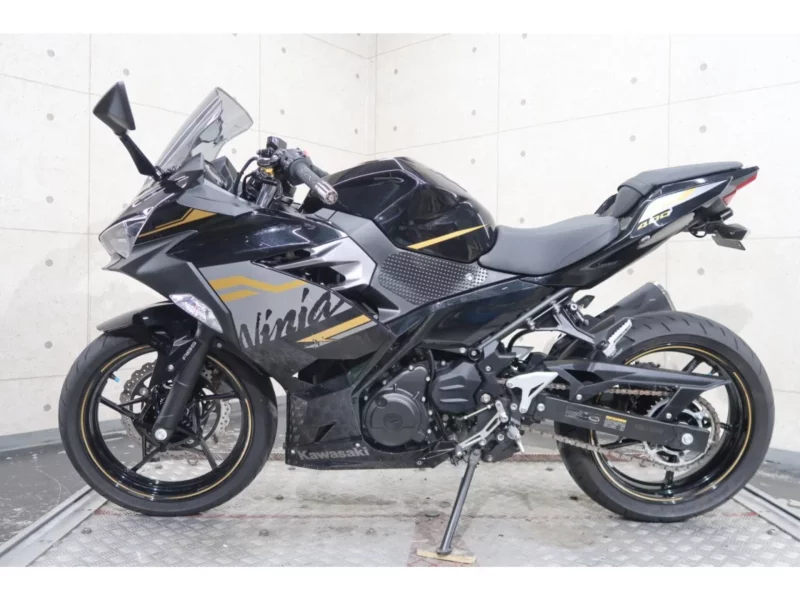 Kawasaki Ninja 400