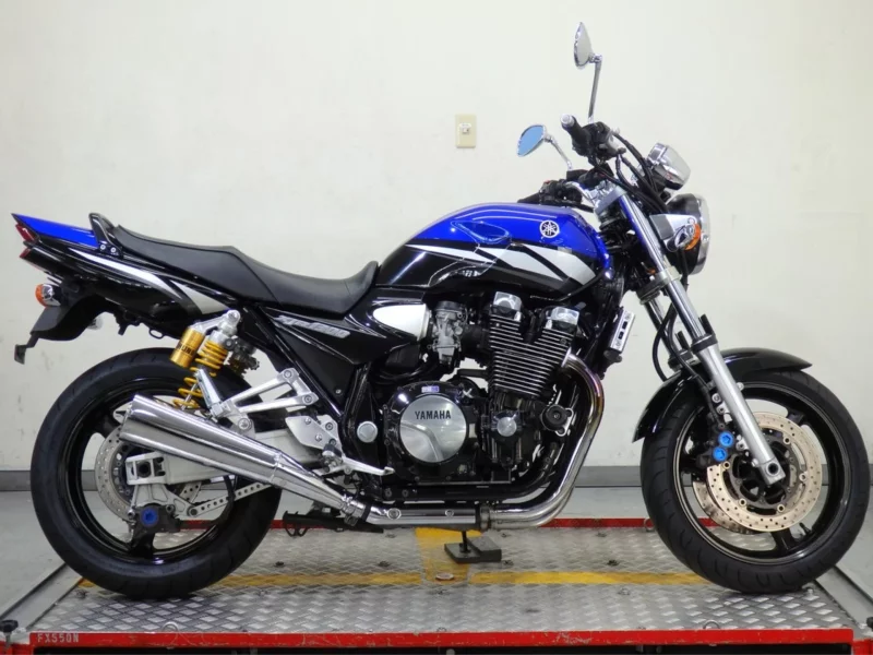 Yamaha XJR1300