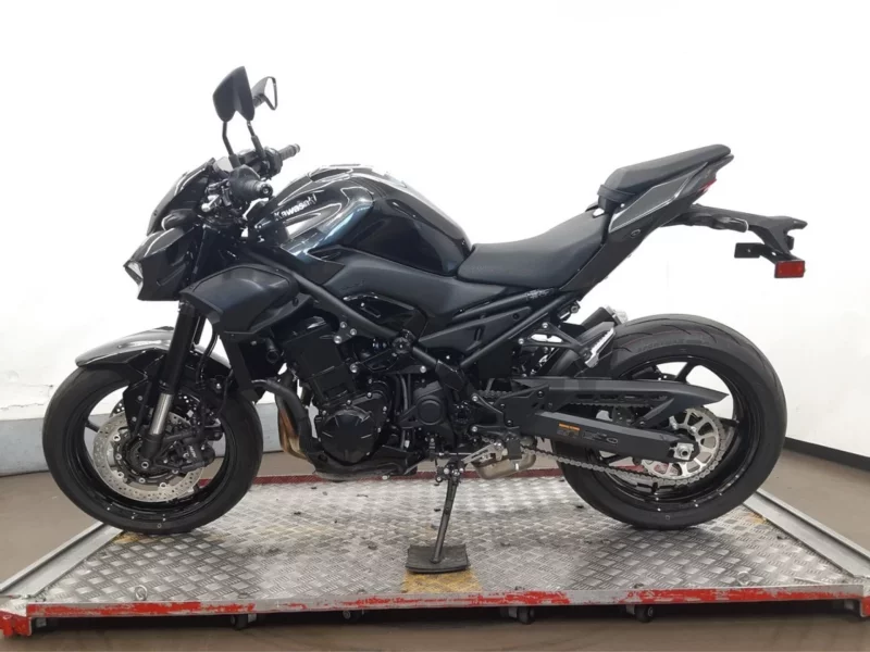 Kawasaki Z900