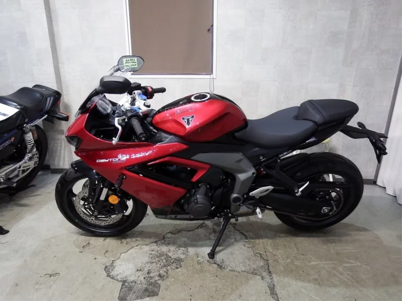 Triumph TRIUMPH DAYTONA 660
