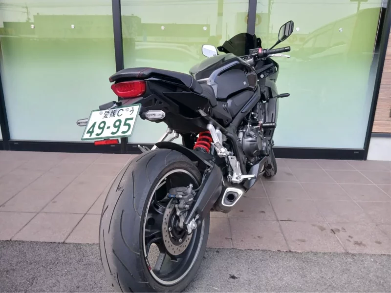 Honda CBR650R