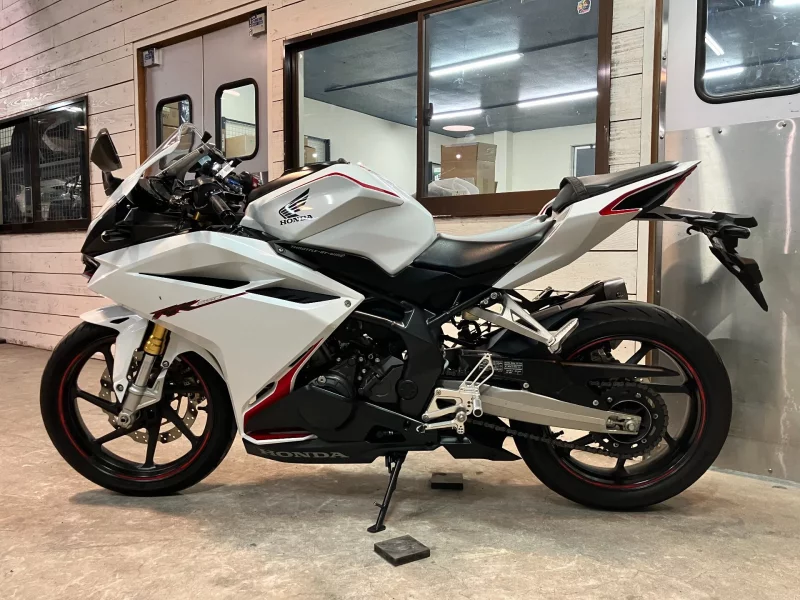 Honda CBR250RR ABS