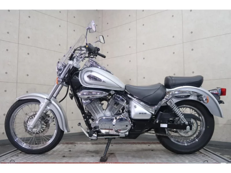 Suzuki INTRUDER 250