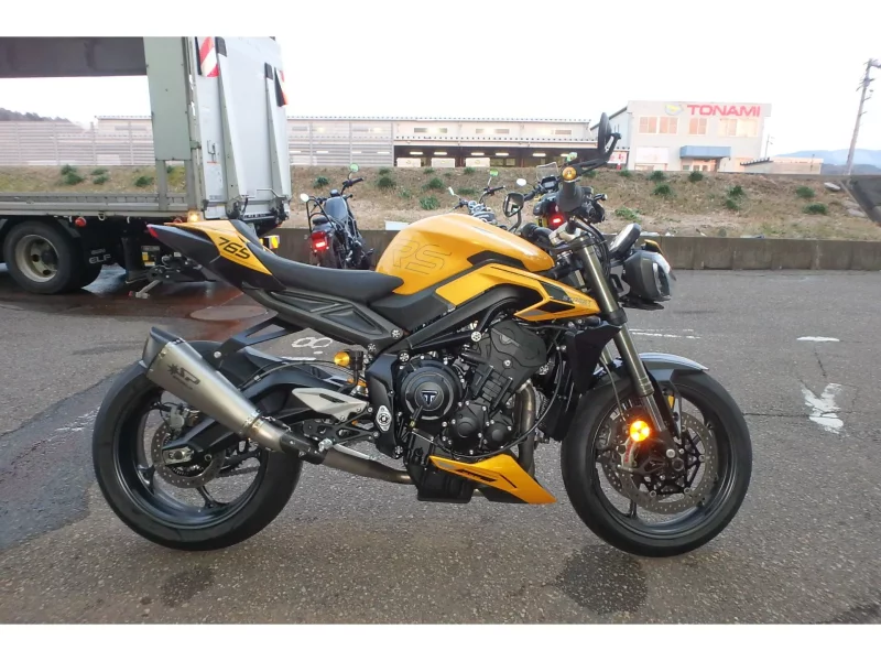 Triumph TRIUMPH STREET TRIPLE RS
