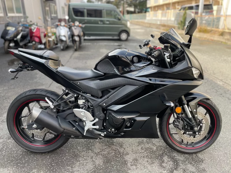 Yamaha YZF-R3 ABS