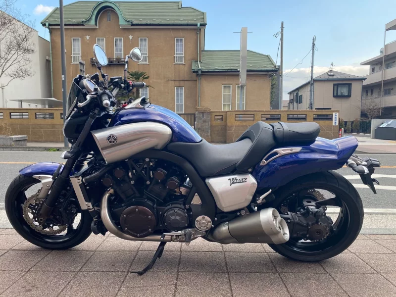 Yamaha V-MAX