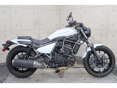 Kawasaki ELIMINATOR 400-1