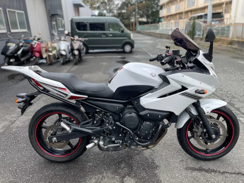 Yamaha XJ6 DIVERSION ABS