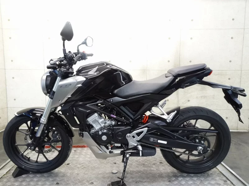 Honda CB125R