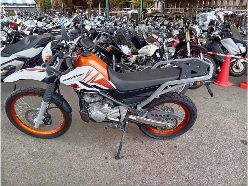 Yamaha SEROW 250