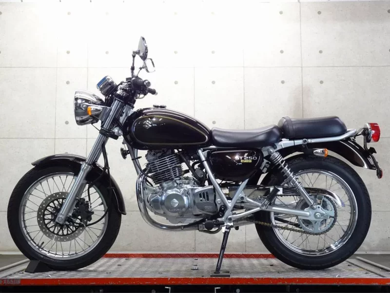 Suzuki ST250 E Type