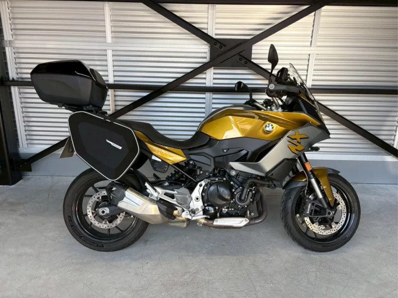 BMW BMW F900XR STANDARD