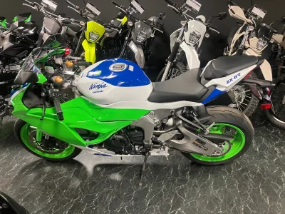 Kawasaki NINJA ZX-6R
