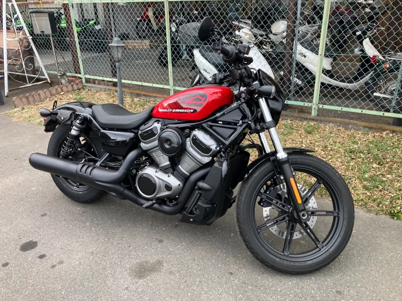 Harley-Davidson HARLEY RH975 NIGHT STAR