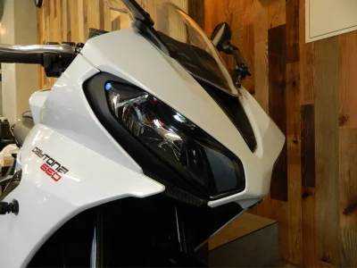 Triumph TRIUMPH DAYTONA 660