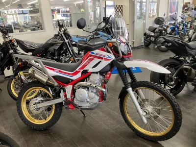 Yamaha TOURING SEROW