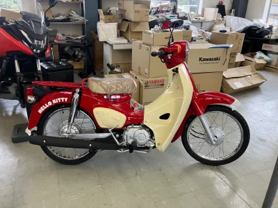 Honda SUPER CUB 50 HELLOKITTY