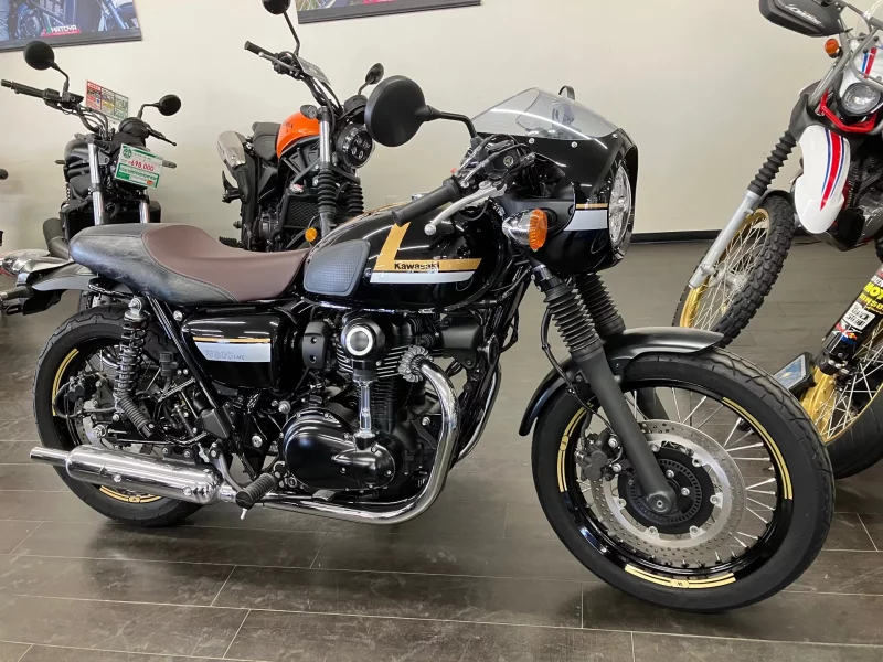 Kawasaki W800 CAFE