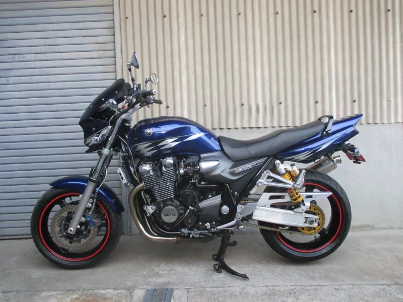 Yamaha XJR1300