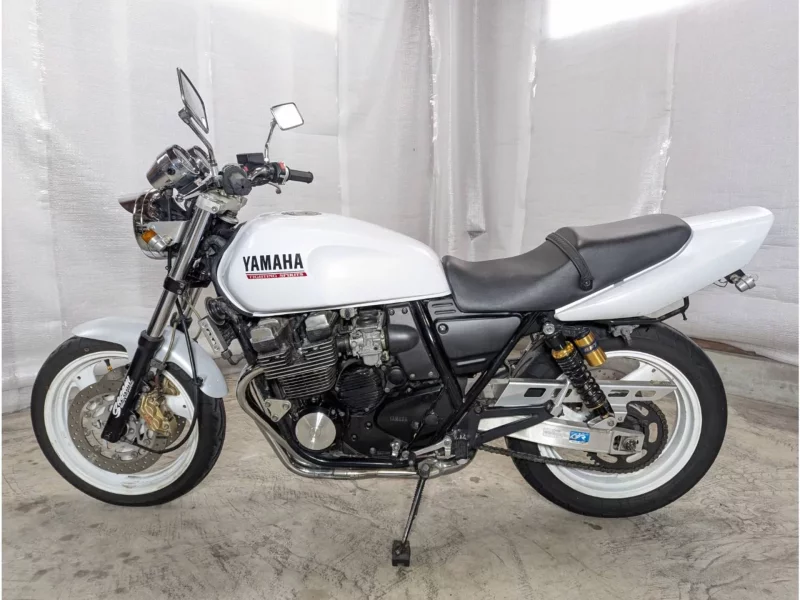 Yamaha XJR400R-2