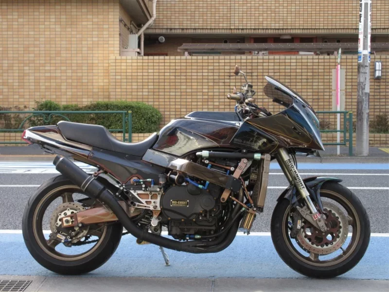 Kawasaki GPZ900R