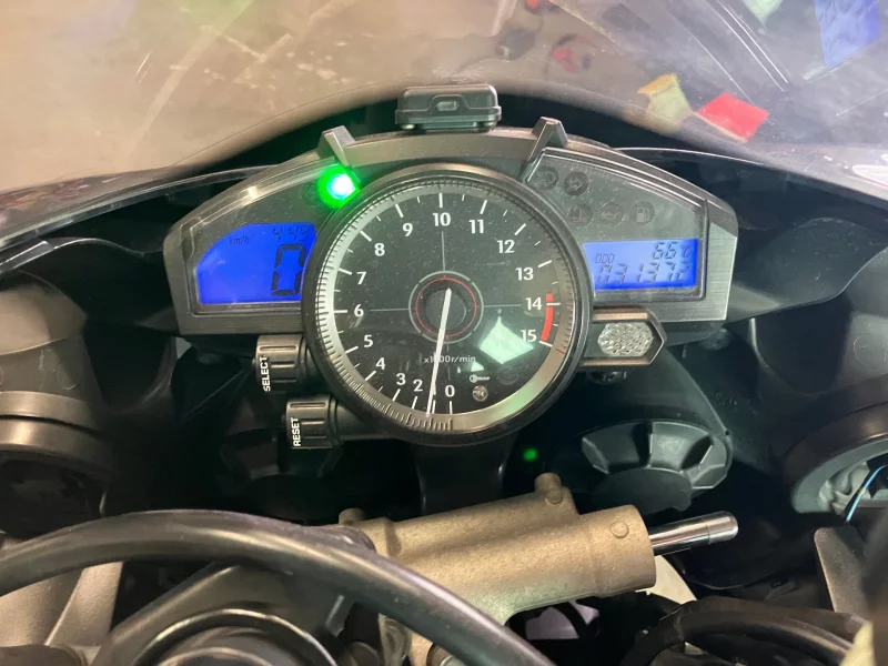 Yamaha YZF-R1