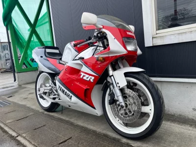 Yamaha TZR250-1
