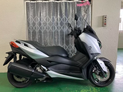 Yamaha XMAX
