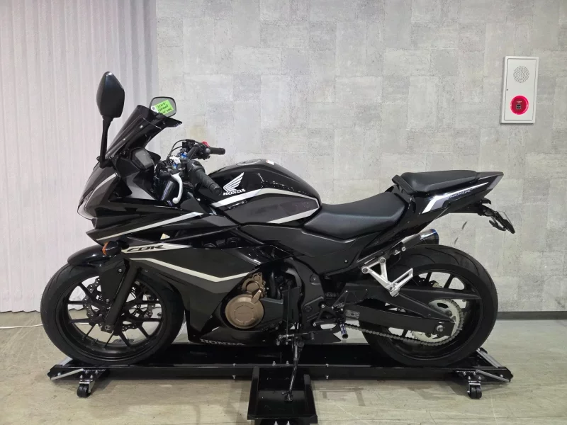 Honda CBR400R ABS