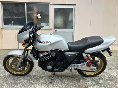 Honda CB400SF