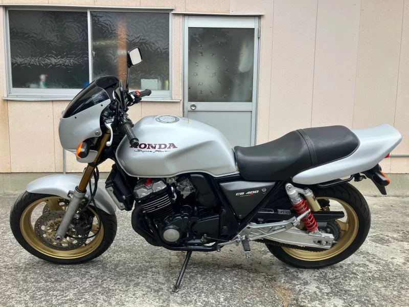 Honda CB400SF