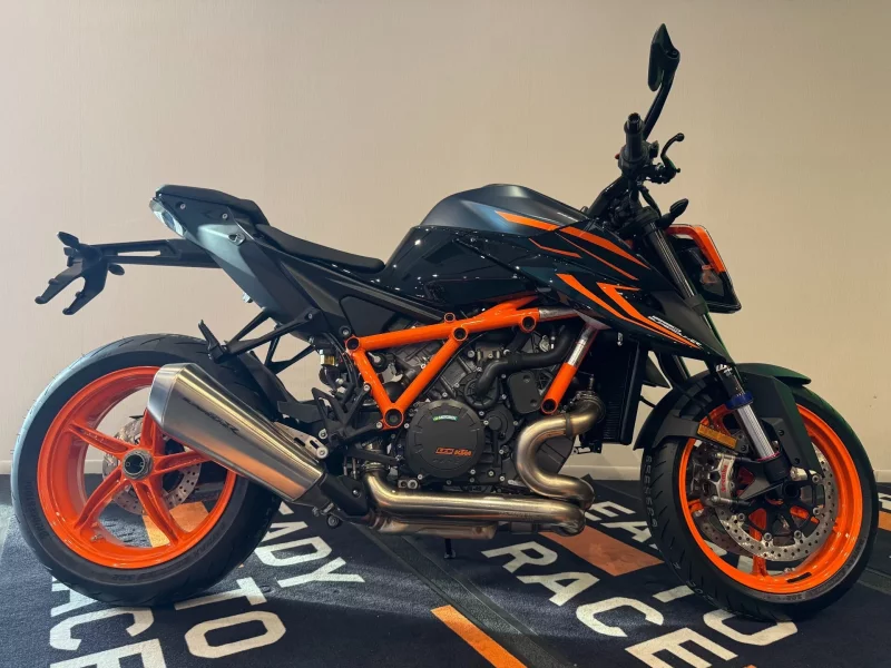 KTM KTM 1290S-DUKE R EVO